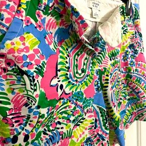 Barely worn Crown and Ivy shorts. Size 2 and in great condition.